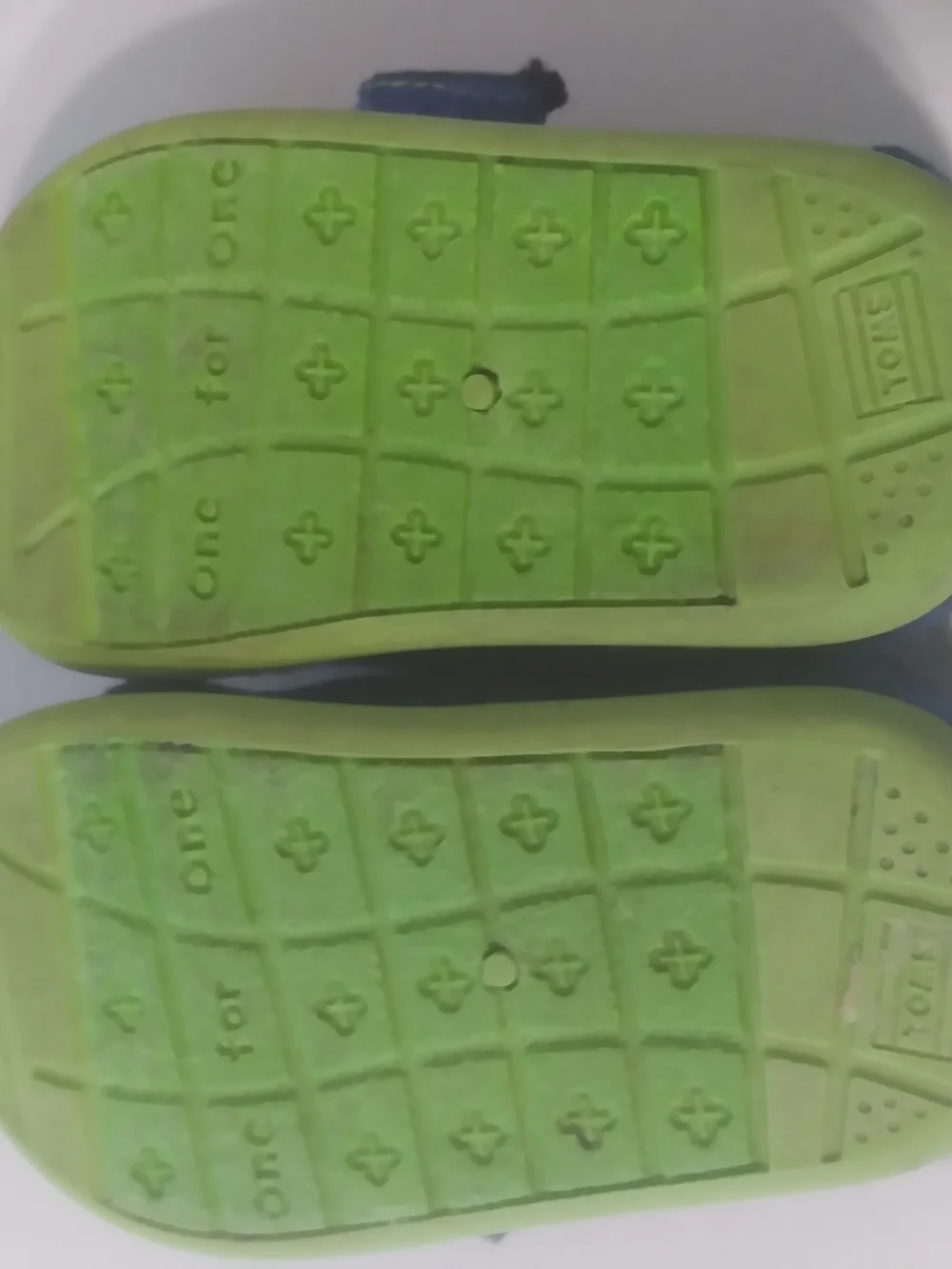 Toms Kids Navy Blue Wool Blend Slip-On Sneakers with Lime Green Soles